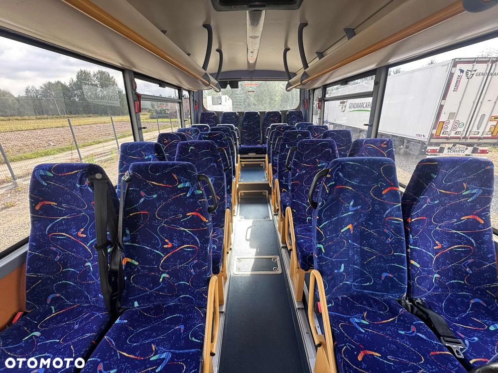Irisbus Recreo - 11