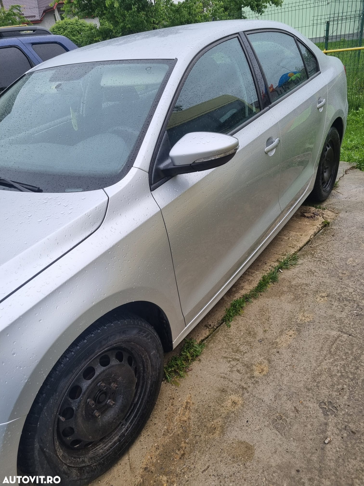 Volkswagen Jetta 1.6 TDI DPF Trendline - 4