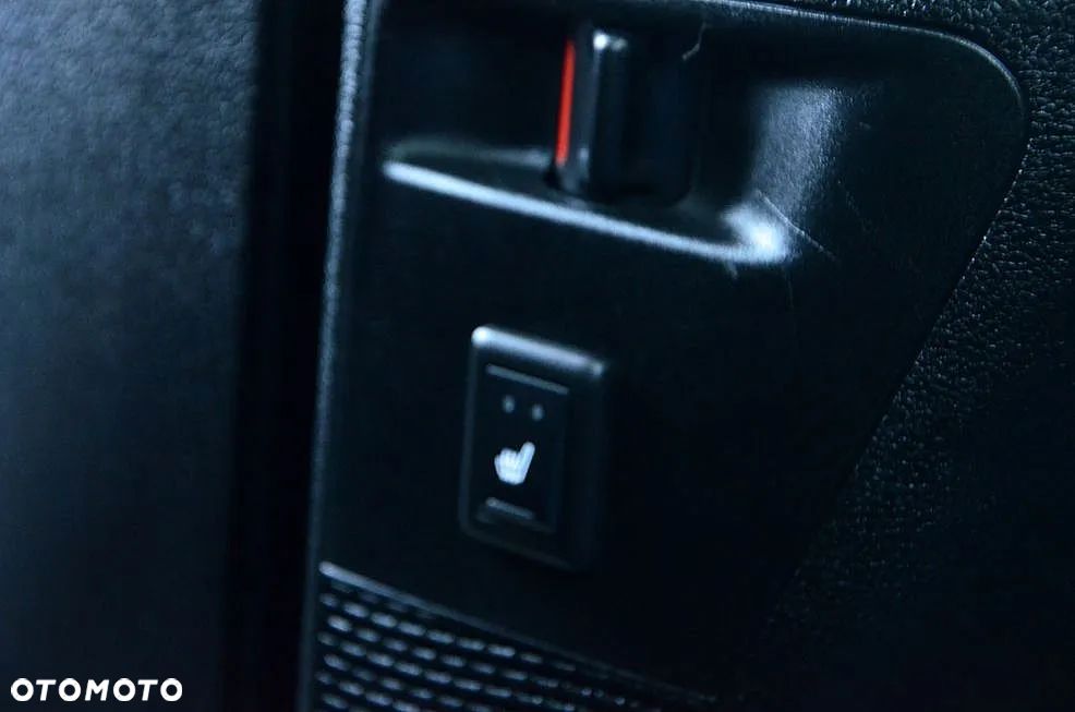 Chrysler Pacifica - 21