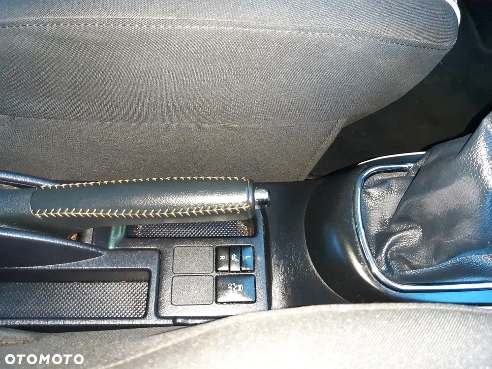 Toyota Yaris - 23