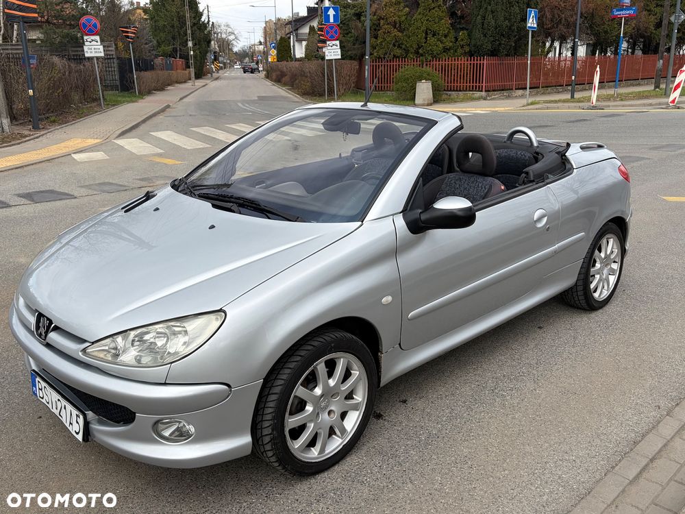Peugeot 206 CC - 2