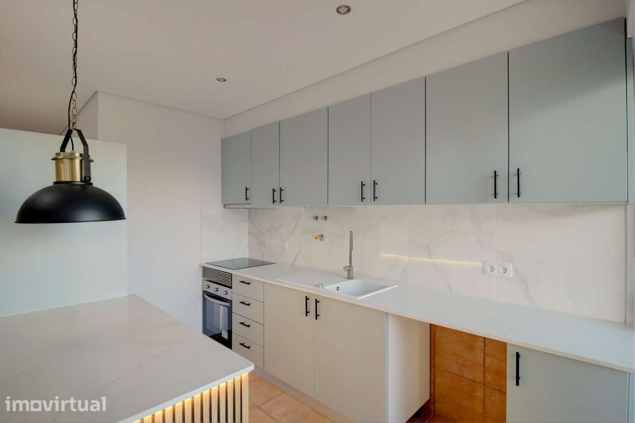 Apartamento T2 Renovado em Gambelas, Faro. - Grande imagem: 2/20
