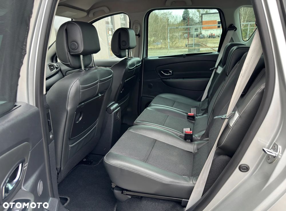 Renault Scenic ENERGY TCe 130 S&S Bose Edition - 28