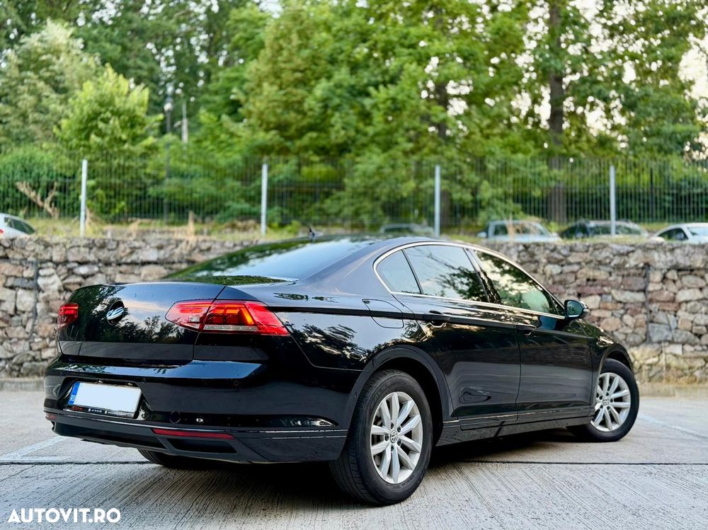 Volkswagen Passat 2.0 TDI DSG Comfortline - 5