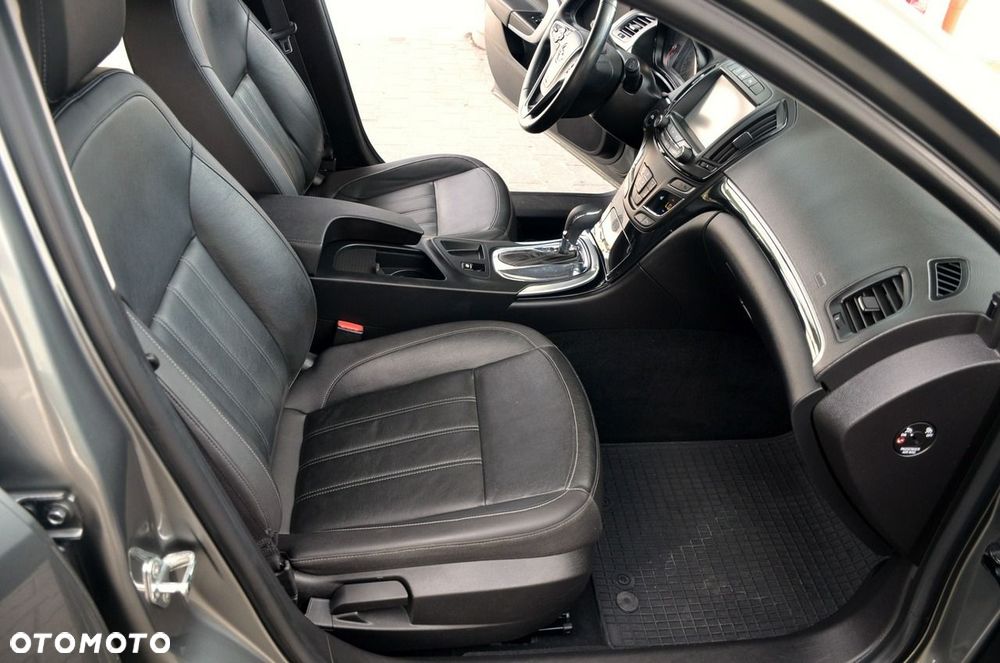 Opel Insignia - 20