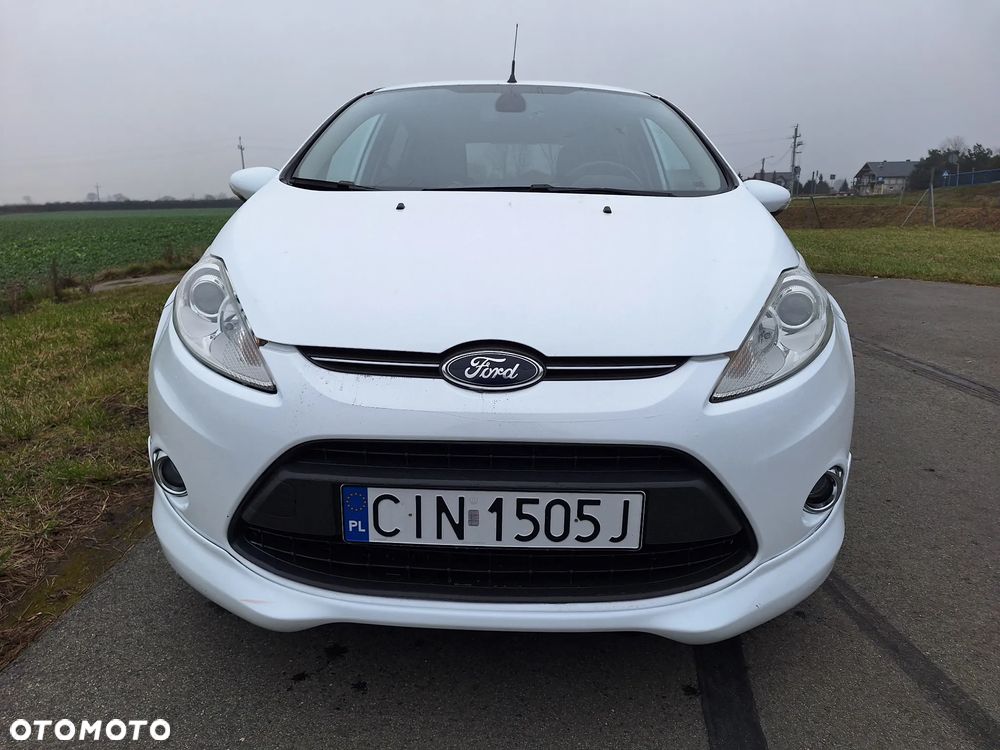 Ford Fiesta 1.6 Ti-VCT Titanium - 2