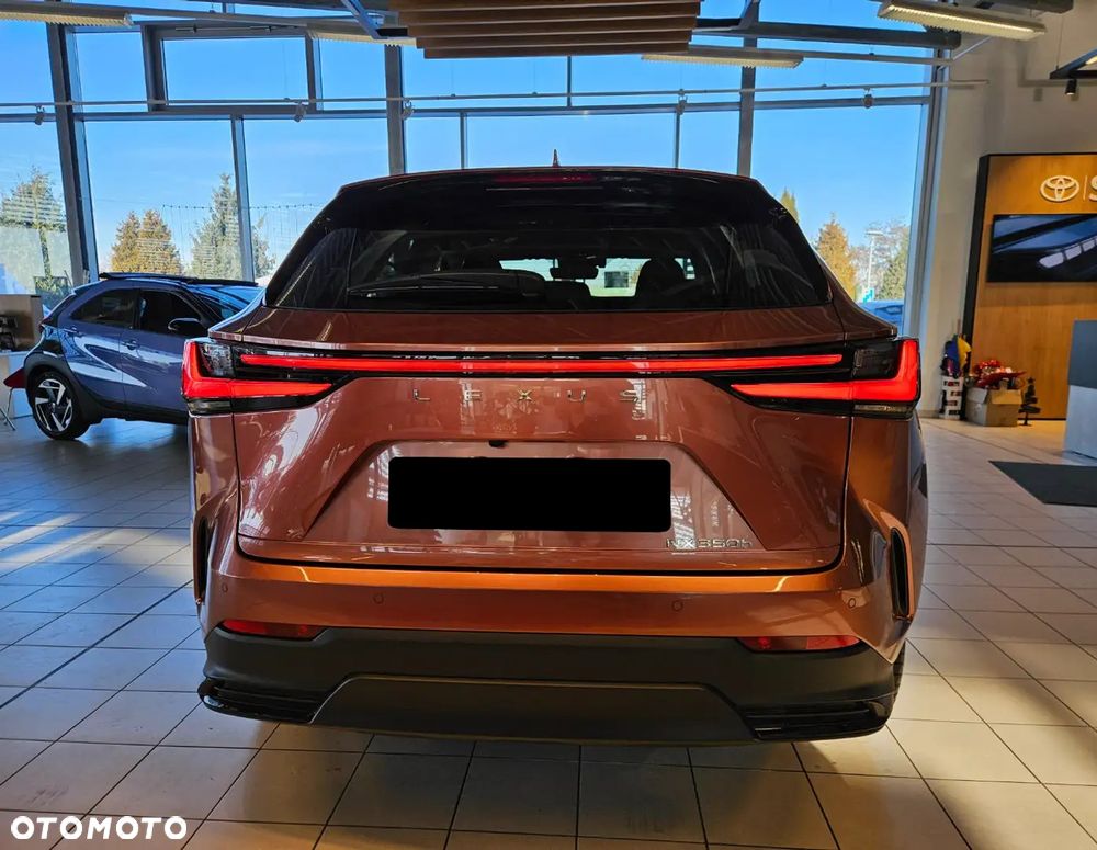 Lexus NX 350h Prestige AWD - 4