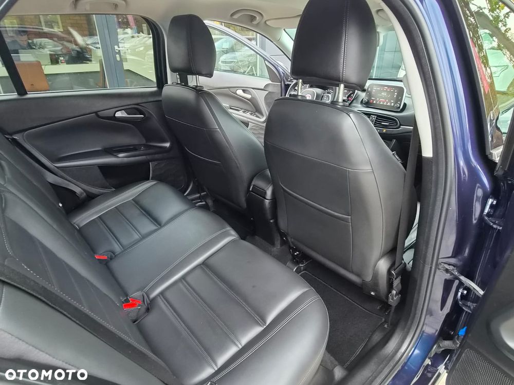 Fiat Tipo 1.6 MultiJet DCT Easy - 26
