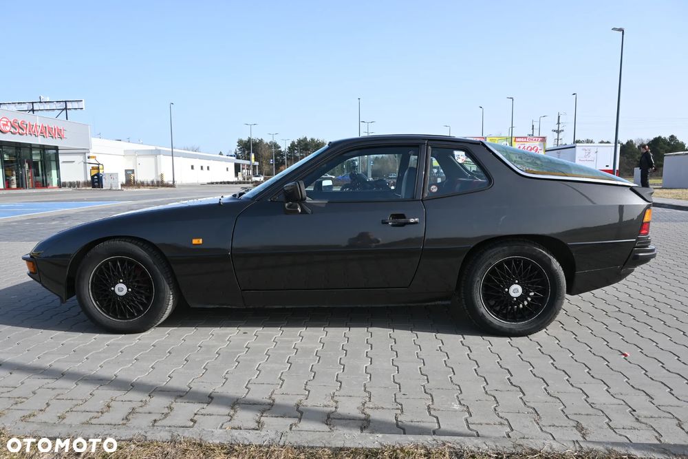 Porsche 924 Standard - 10