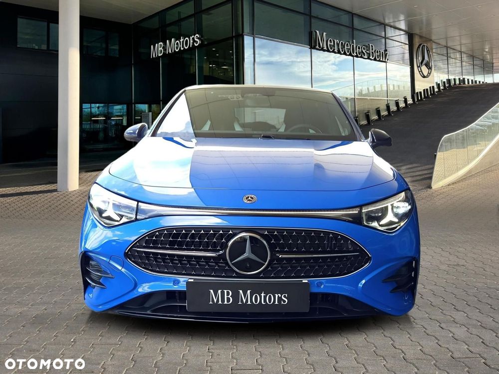Mercedes-Benz CLA - 8