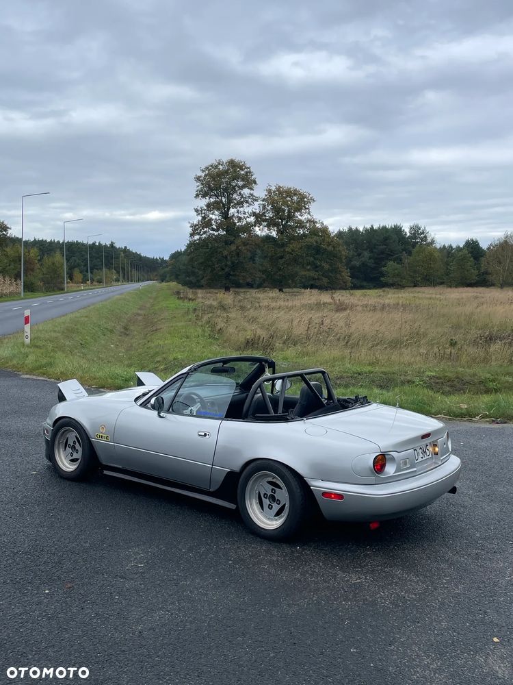Mazda MX-5 1.6 - 9