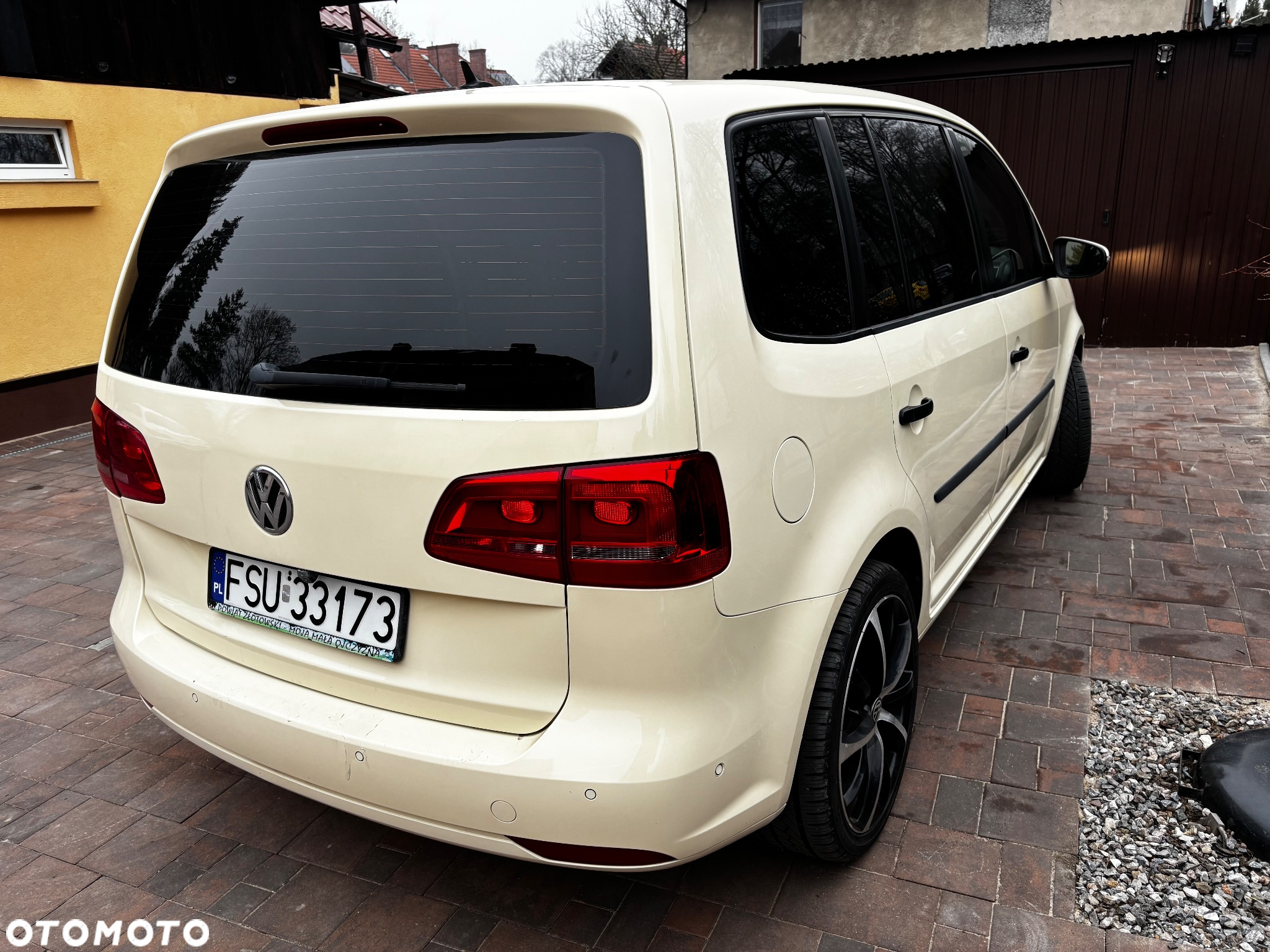 Volkswagen Touran 1.6 TDI DPF DSG Highline - 4