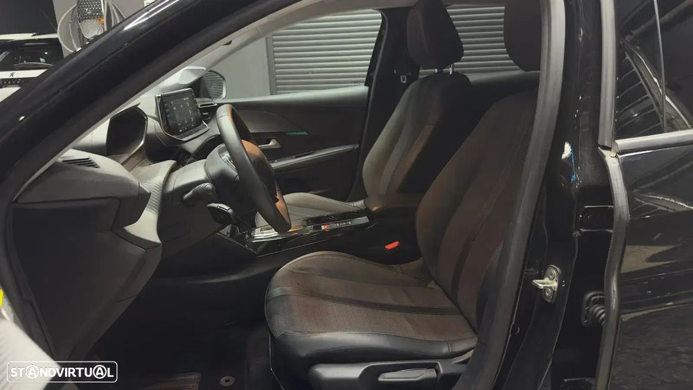 Peugeot e-208 50 kWh Style - 9