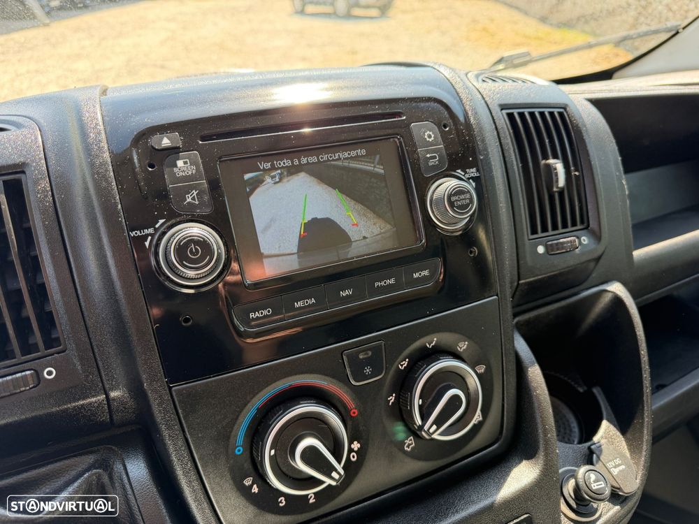 Peugeot Boxer 3.0HDI 180CV L3H2 3LUG Full Extras - 12