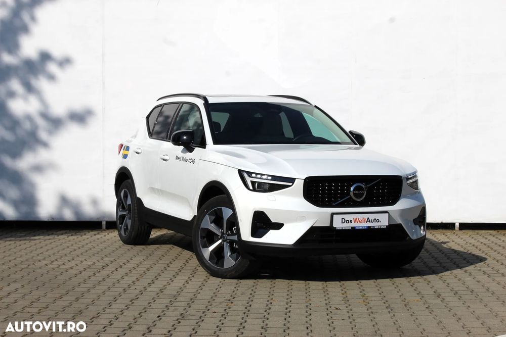 Volvo XC 40 B4 AT FWD MHEV Ultimate Dark - 9