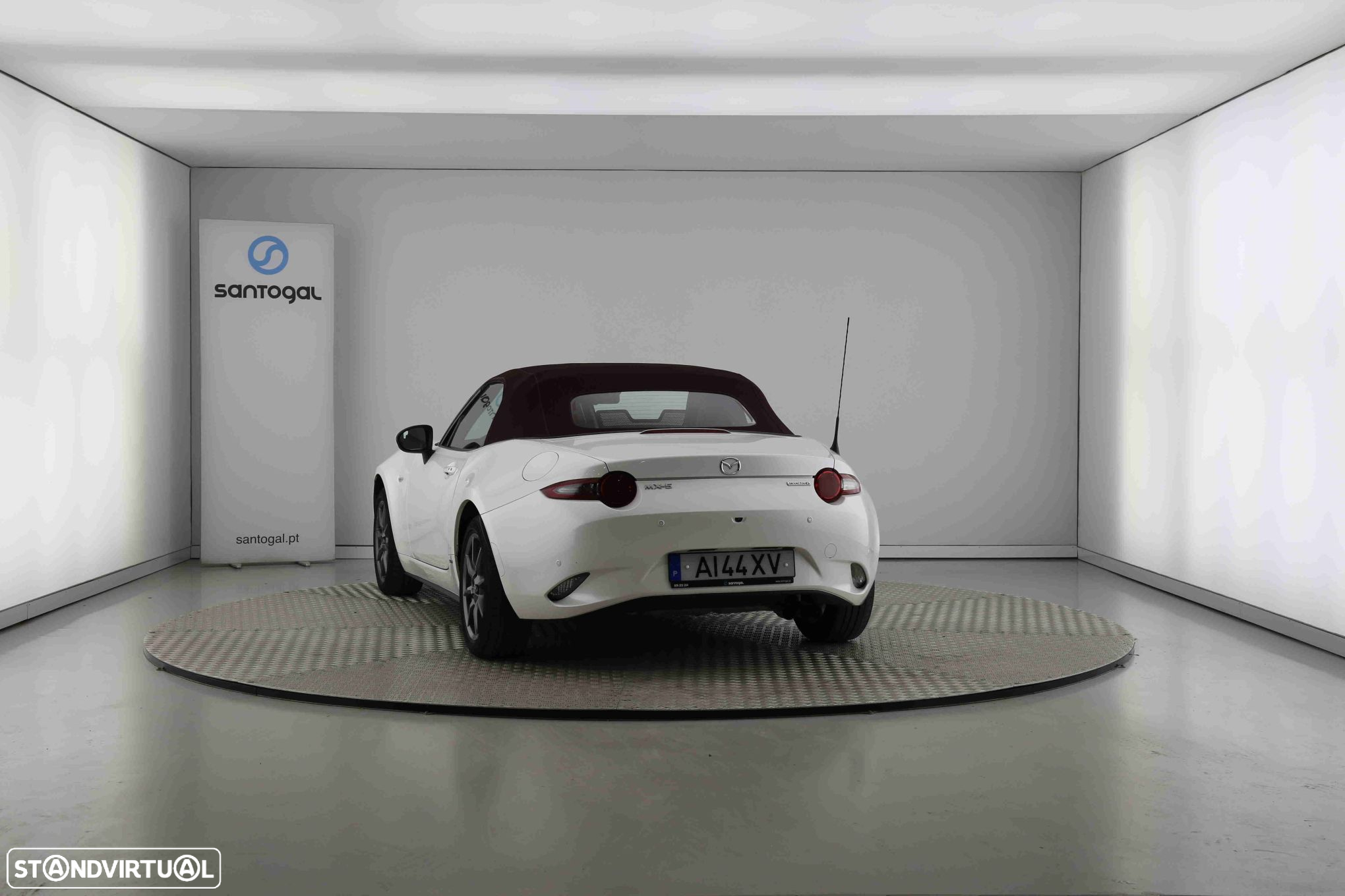 Mazda MX-5 1.5 RF Sky-G Excellence Navi Tan Leather - 13
