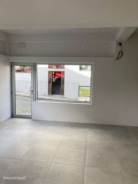 Espaço Comercial no centro de Mangualde - Grande imagem: 2/8