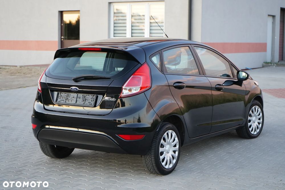 Ford Fiesta 1.25 Celebration - 7
