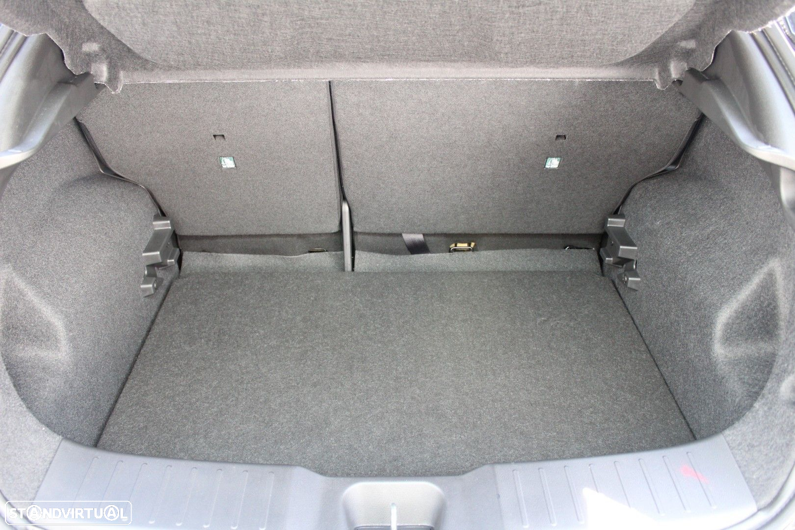 Nissan Juke 1.0 DIG-T N-Connecta NAV. - 21