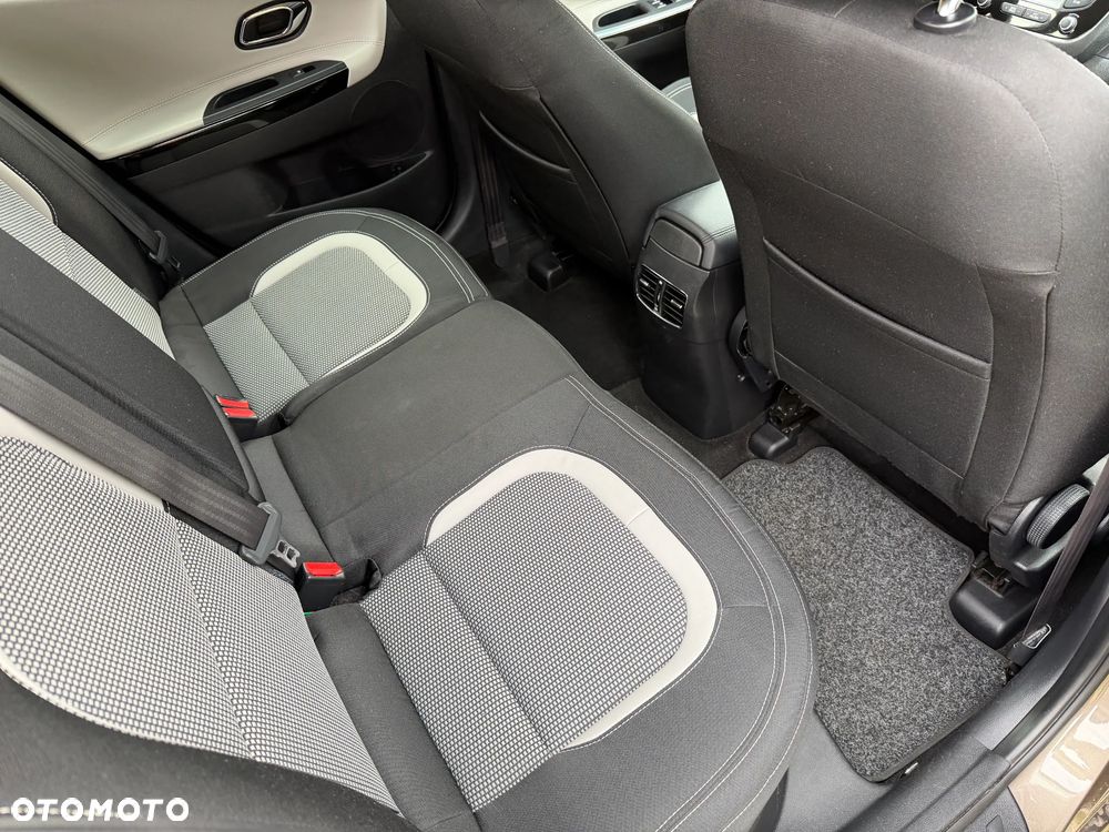 Kia Ceed 1.6 GDI DCT Platinum Edition - 18