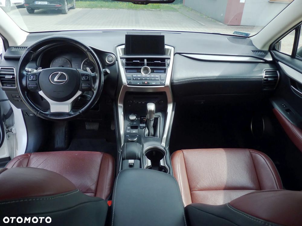 Lexus NX 200t Comfort AWD - 12