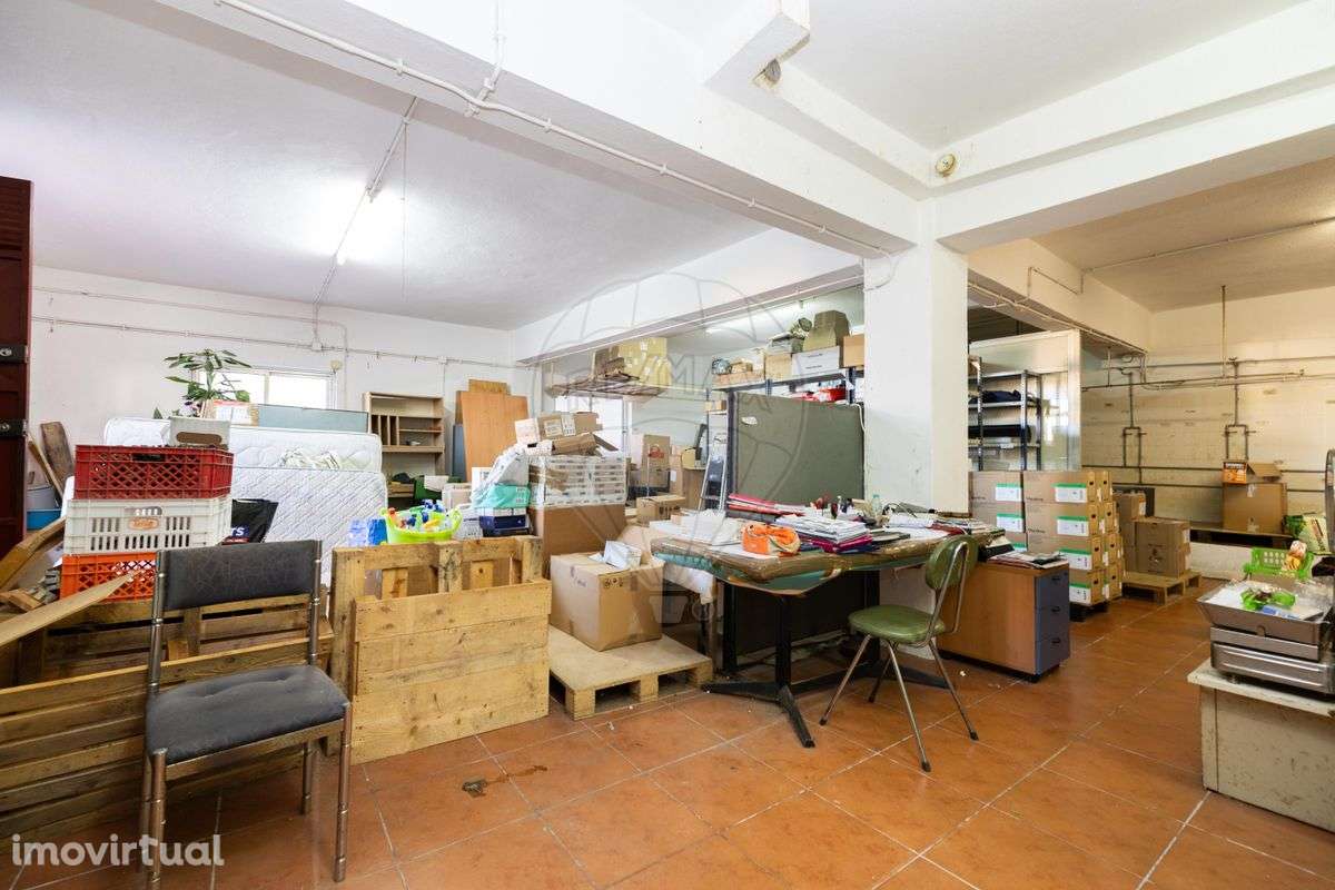 Armazém  para arrendamento - Grande imagem: 2/8