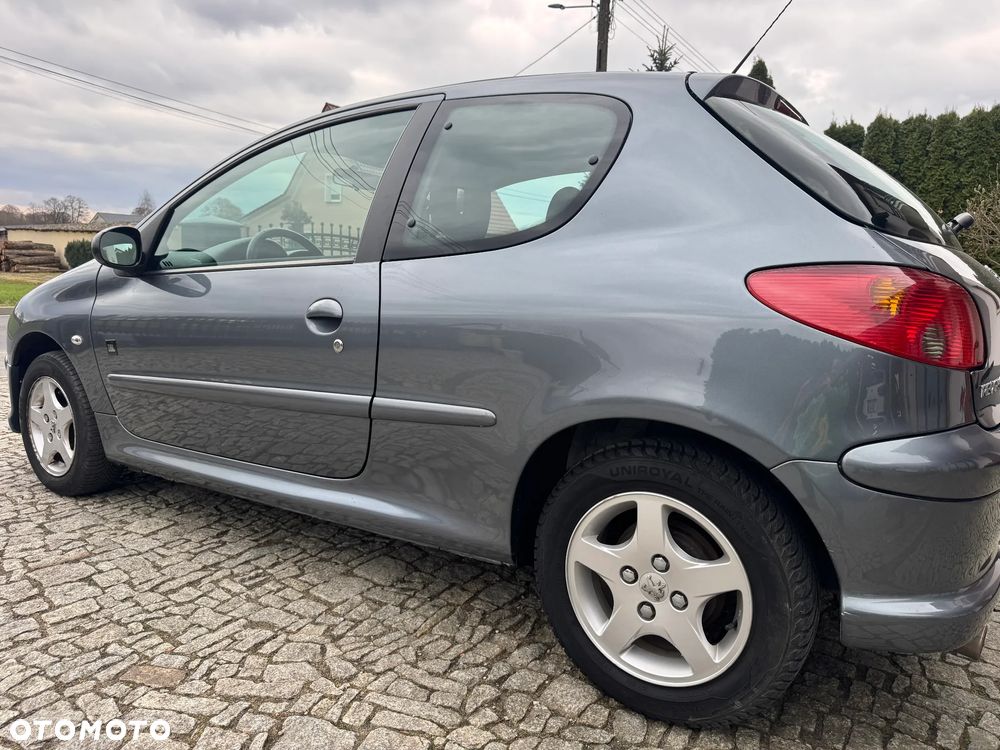 Peugeot 206 75 JBL - 9