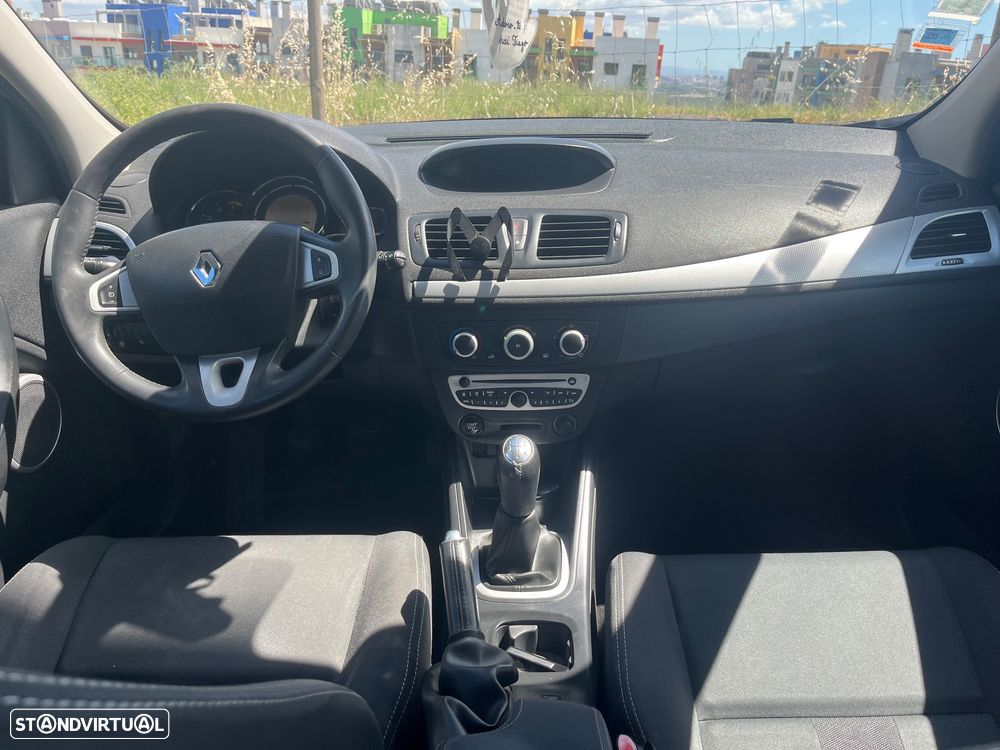 Renault Mégane Sport Tourer 1.5 dCi Dynamique - 3