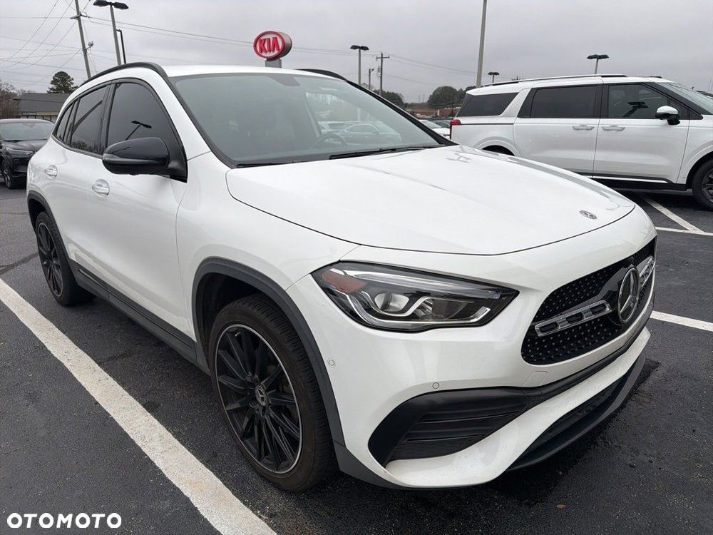 Mercedes-Benz GLA 250 4-Matic AMG Line - 1