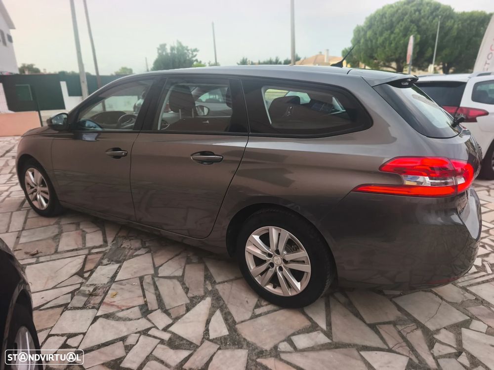 Peugeot 308 SW BlueHDi 130 Stop & Start Active - 31