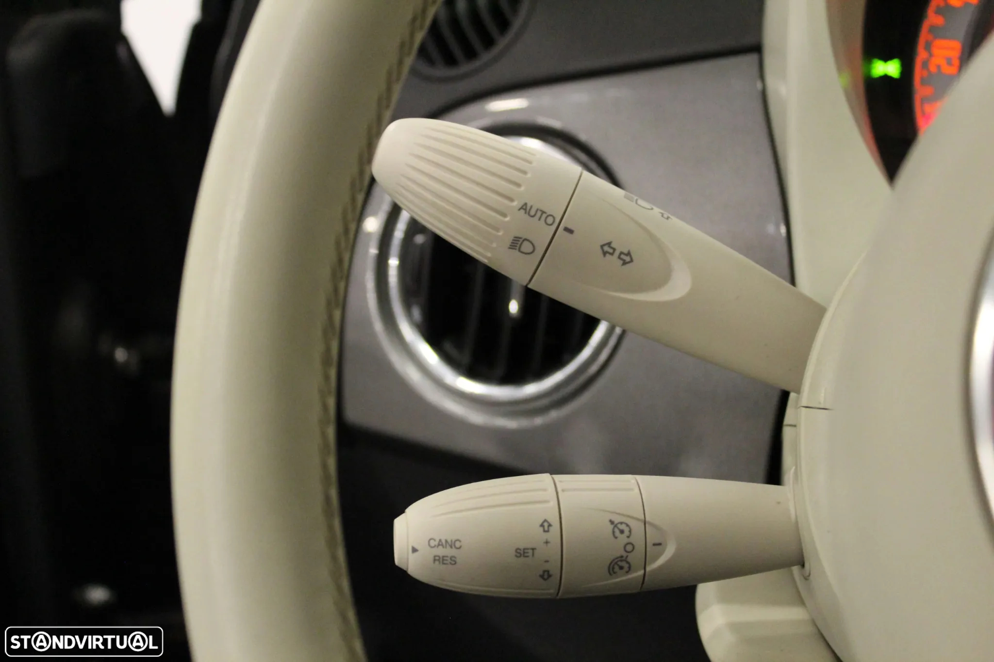 Fiat 500 1.0 Hybrid Lounge - 9