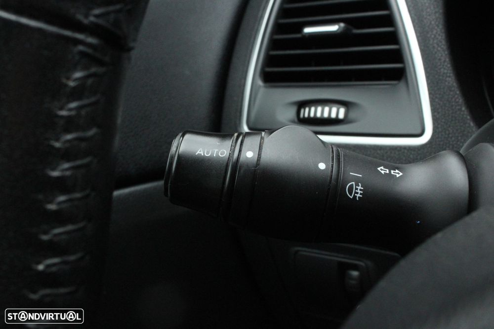 Renault Laguna Coupe 2.0 dCi Dynamique S 4Control - 32