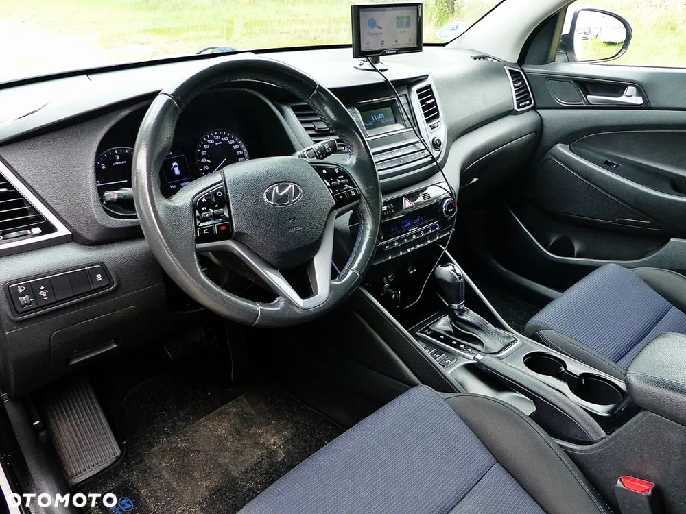 Hyundai Tucson 2.0 CRDi 4WD Automatik Advantage - 19
