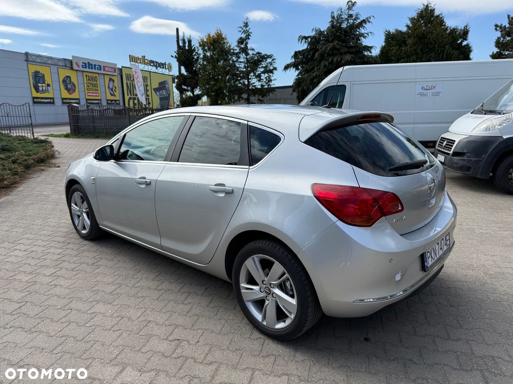 Opel Astra 1.6 ENERGY - 23