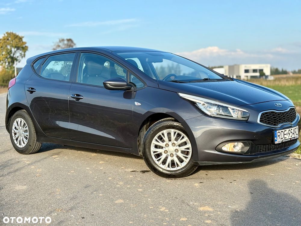 Kia Ceed 1.4 CVVT Attract - 4
