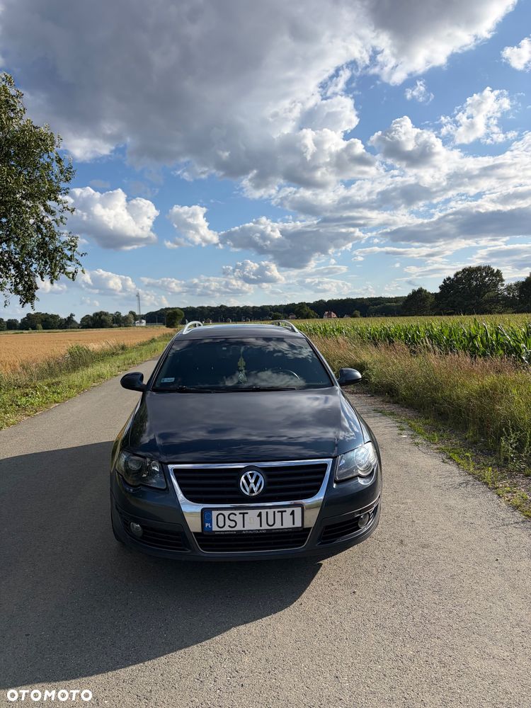 Volkswagen Passat 2.0 TDI DPF Comfortline - 2