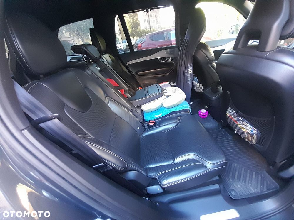 Volvo XC 90 - 16