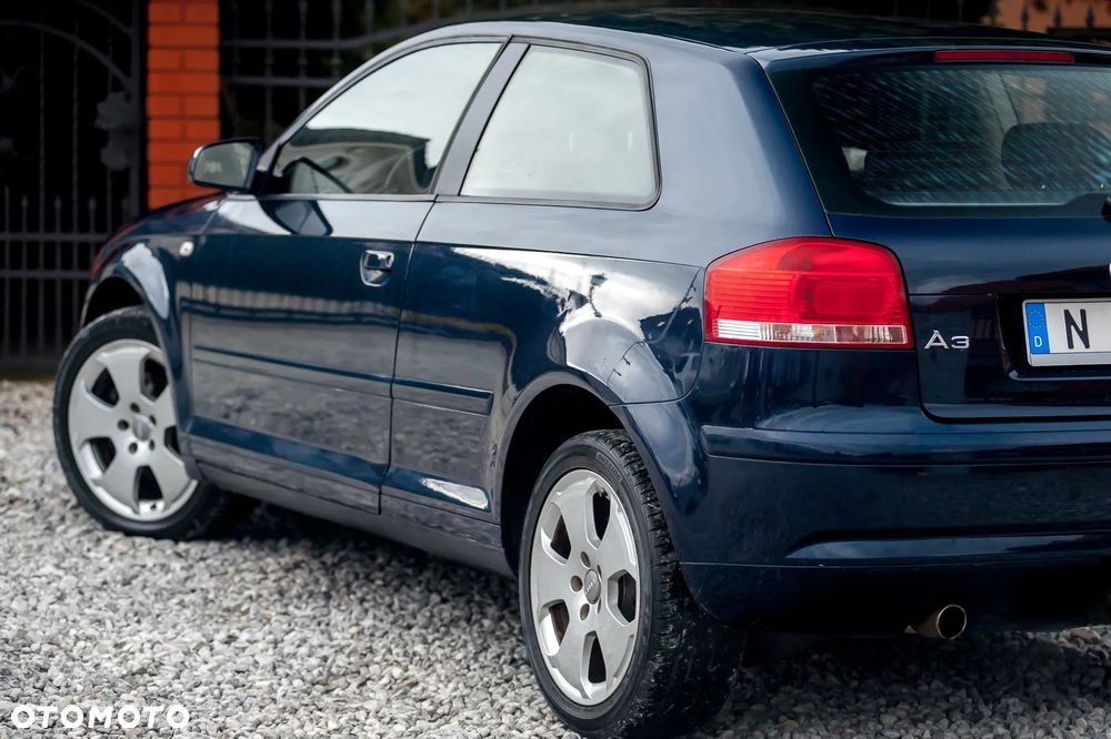 Audi A3 3-drzwiowe 1.6 Ambition - 4