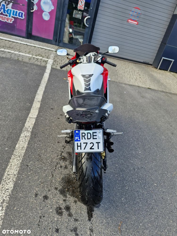 Honda CBR - 2