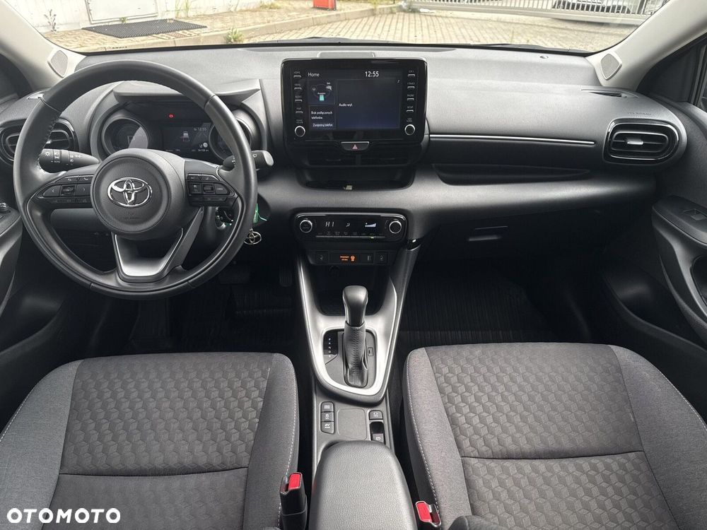 Toyota Yaris - 16