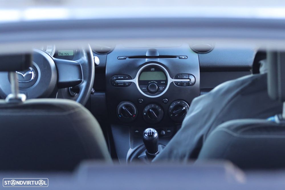 Mazda 2 1.3 MZR Comfort - 6