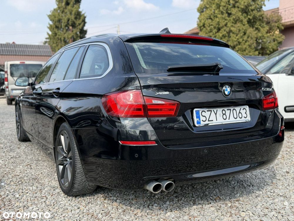 BMW Seria 5 530d xDrive Sport-Aut Luxury Line - 4