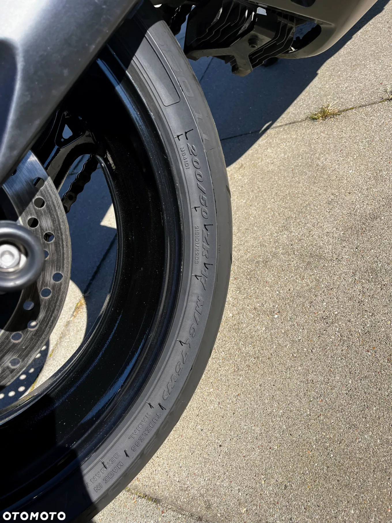 Suzuki GSX - 13