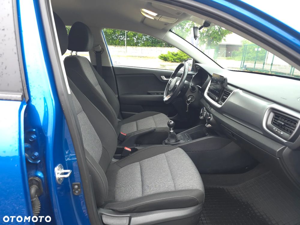 Kia Stonic 1.2 L Business Line - 16