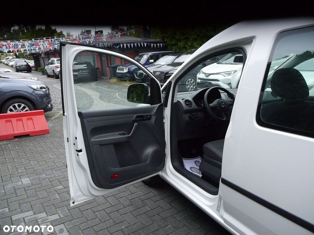Volkswagen Caddy - 27