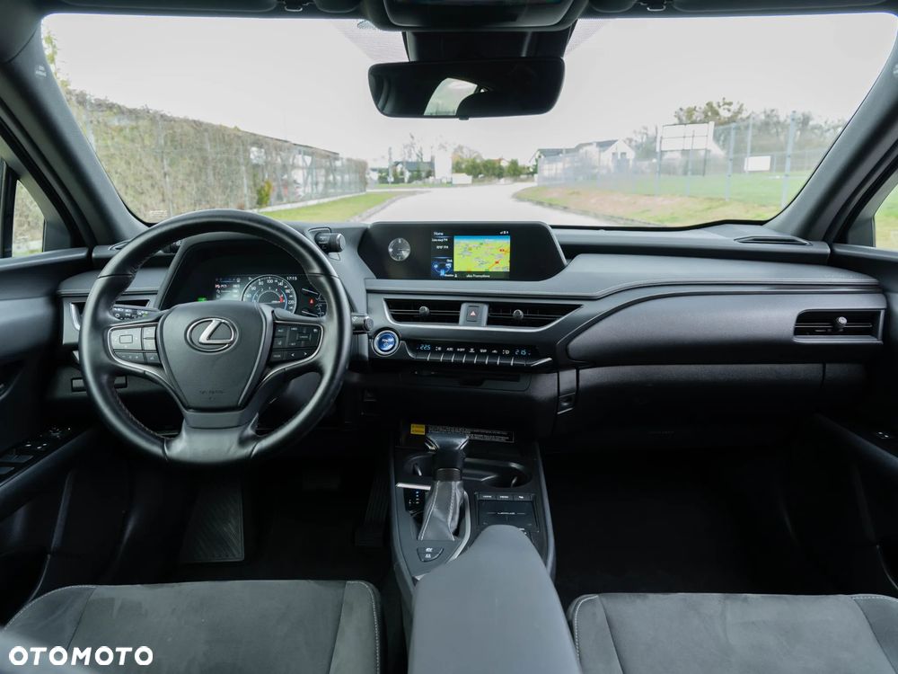 Lexus UX ver-250h-gpf-prestige-2wd - 21