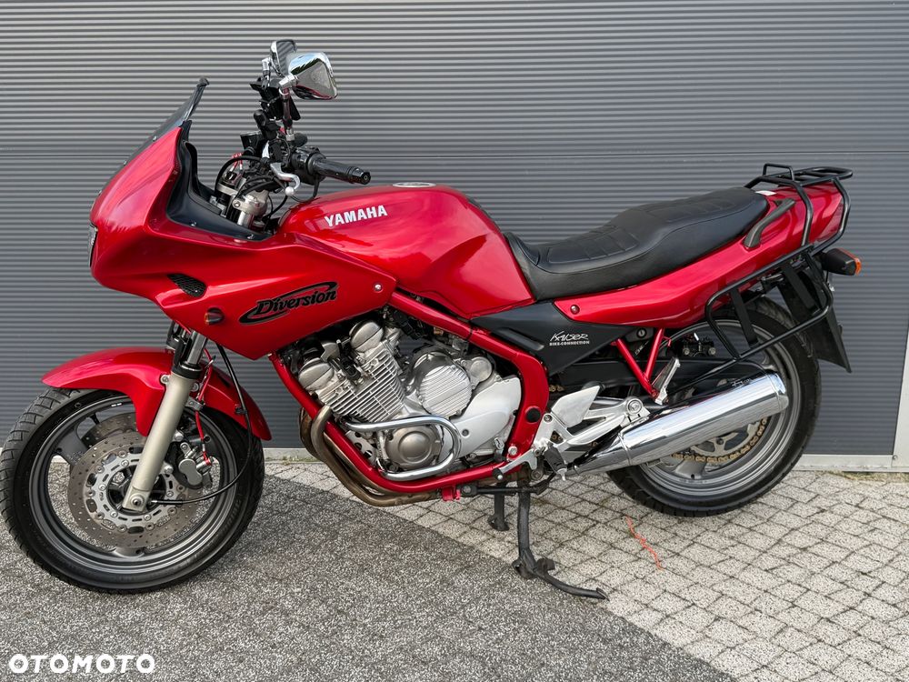 Yamaha XJ - 16