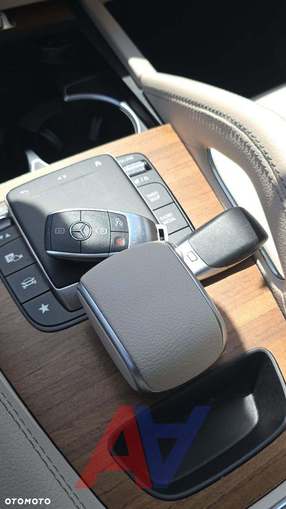Mercedes-Benz GLE - 17
