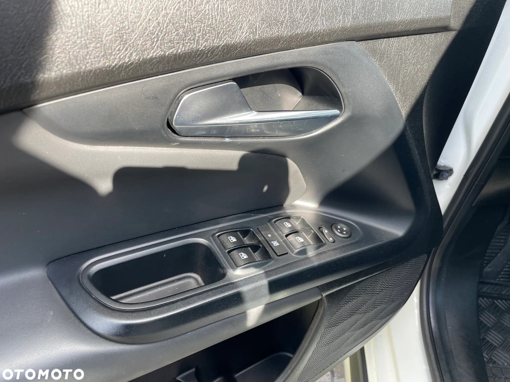 Fiat Tipo 1.6 MultiJet Cross - 5