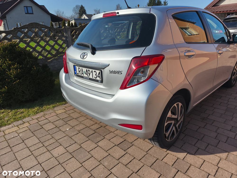 Toyota Yaris 1.33 VVT-i - 3